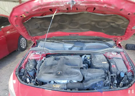 2014 Mercedes-Benz Cla 250 z USA, uszkodzony, nr VIN WDDSJ4EB6EN053356